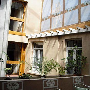 Le Grand Hotel Saint-Quentin  Eksteriør billede