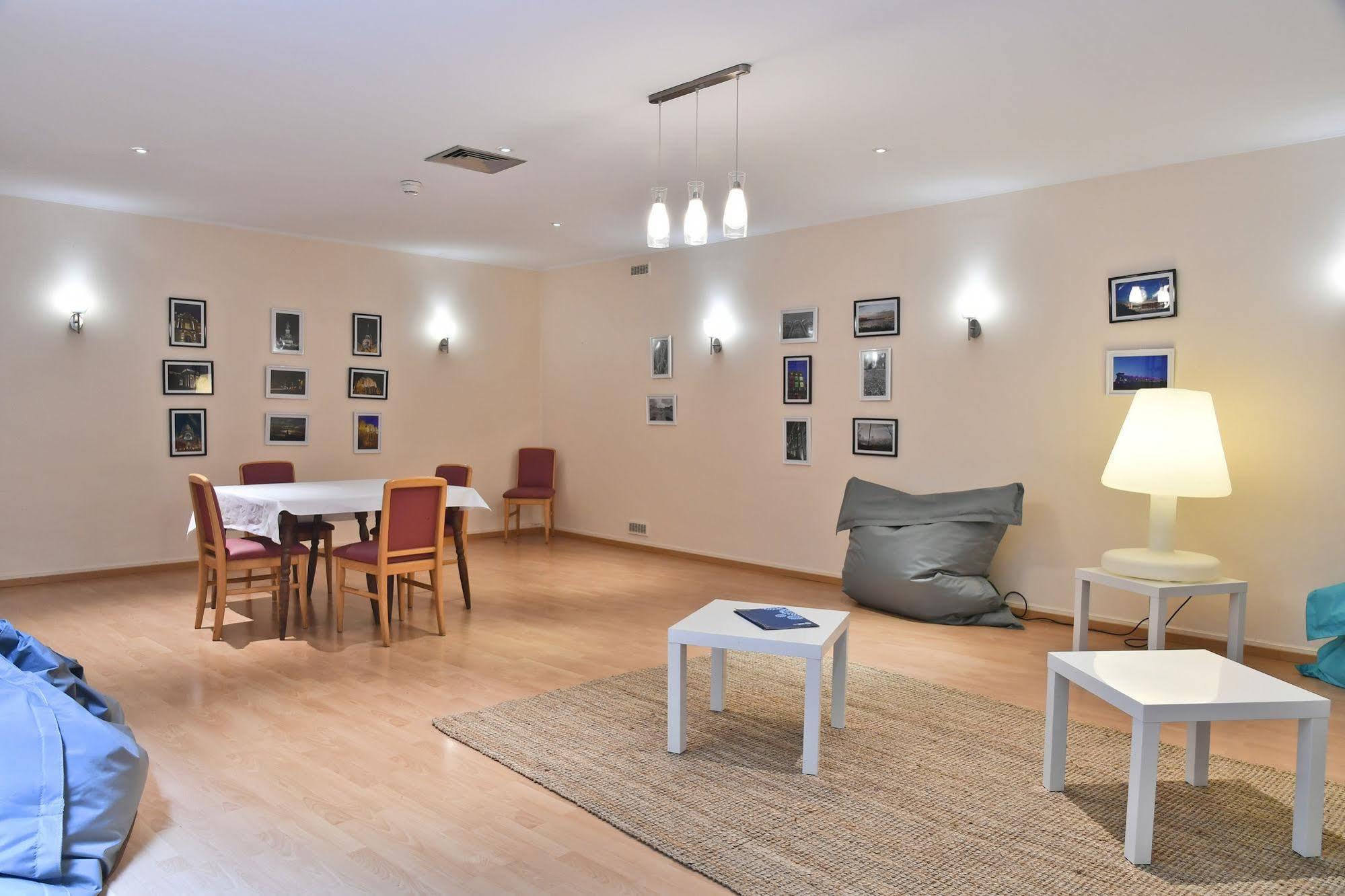 Le Grand Hotel Saint-Quentin  Eksteriør billede