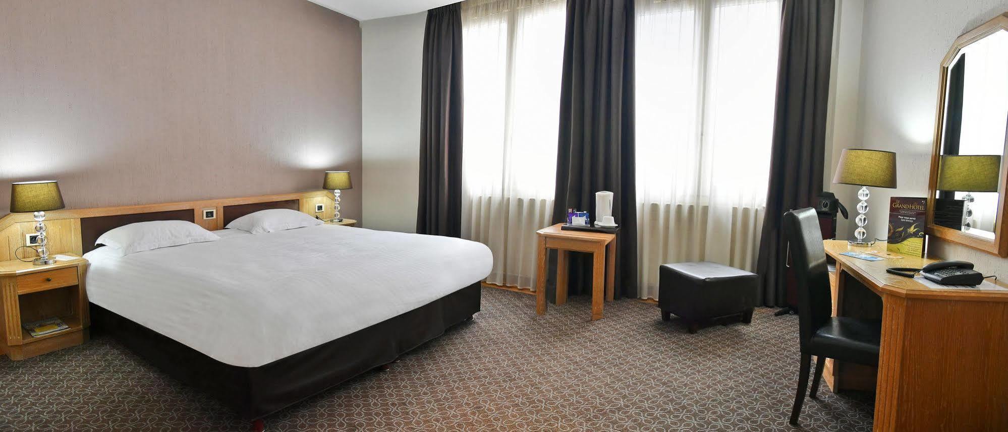 Le Grand Hotel Saint-Quentin  Eksteriør billede